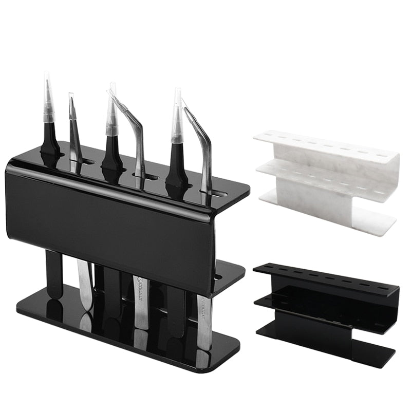 Acrylic Eyelash Tweezers Holder by Queendom