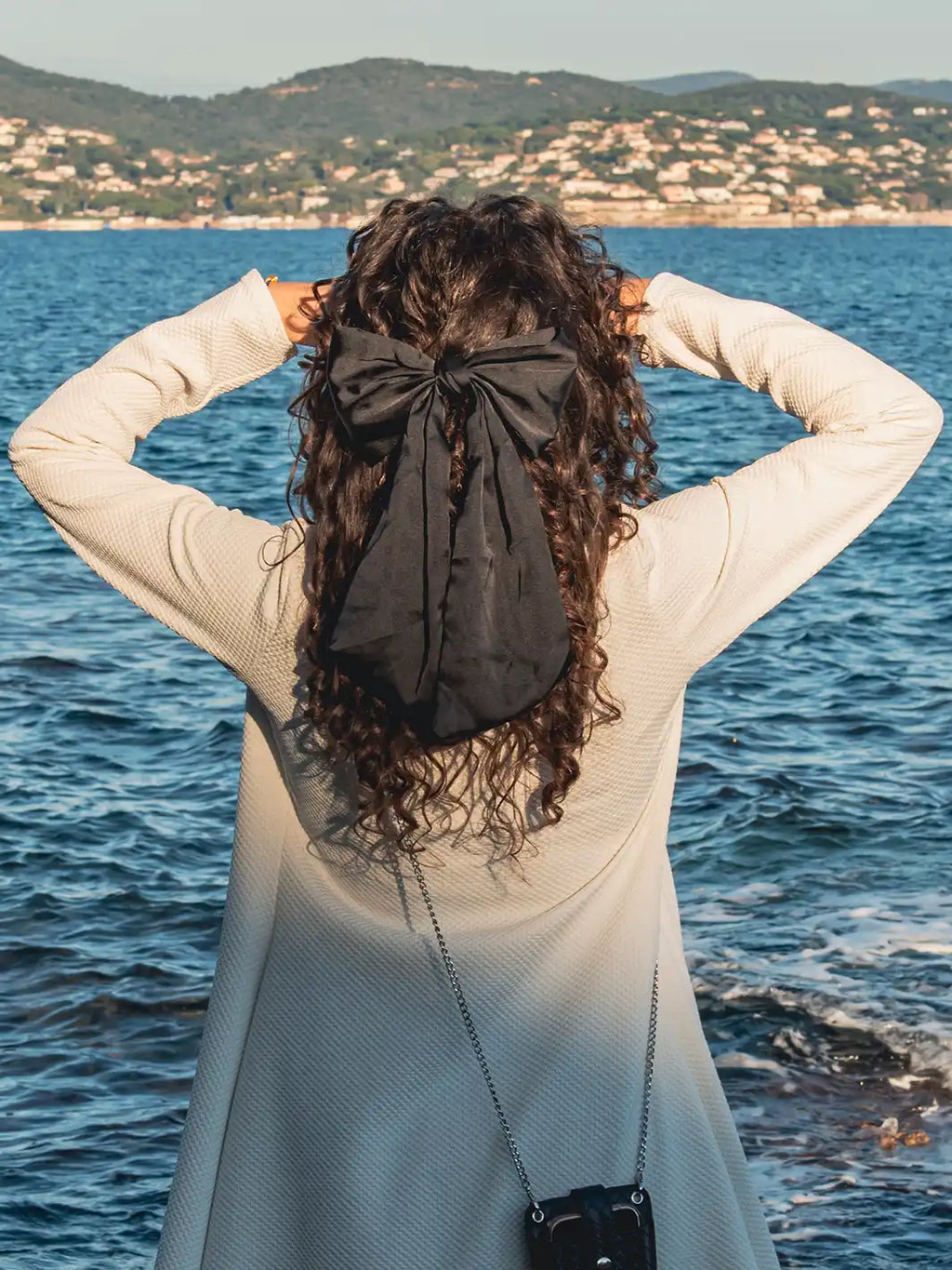 Large Satin Bow (Black)