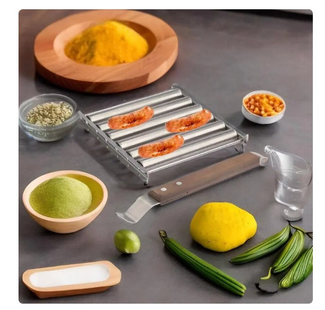 Stainless Steel Hot Dog Roller by Queendom