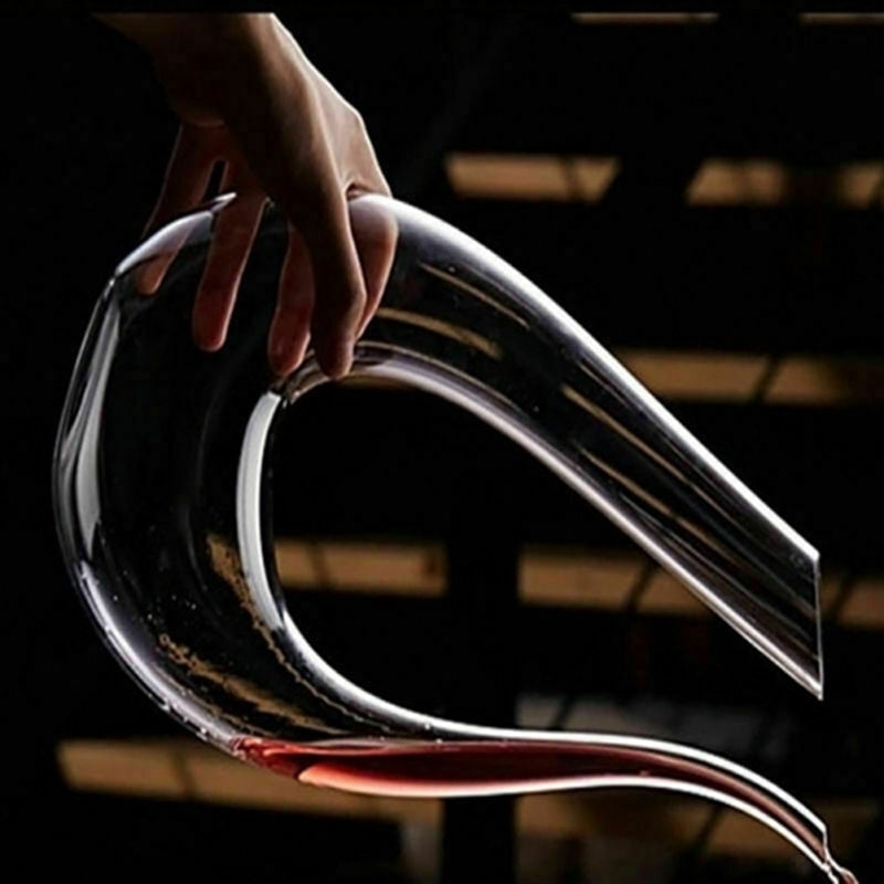 Crystal U-shaped 1500ml Wine Decanter by Queendom